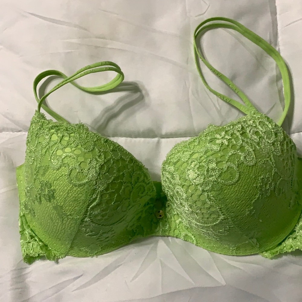 VS push-up bra